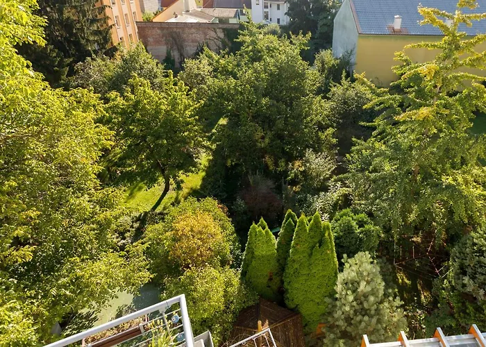 Atlas Ξενοδοχείο Τσέσκε Μπουντεγιόβιτσε